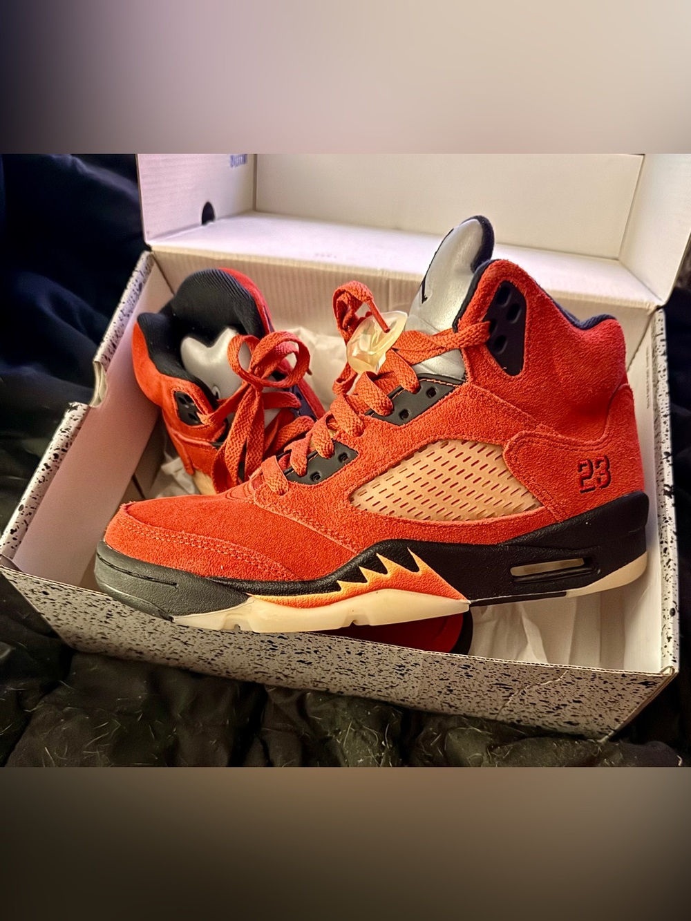 Jordan Retro 5 Women’s Sz. 7.5
